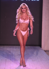 Load image into Gallery viewer, Kenzie Bikini Top