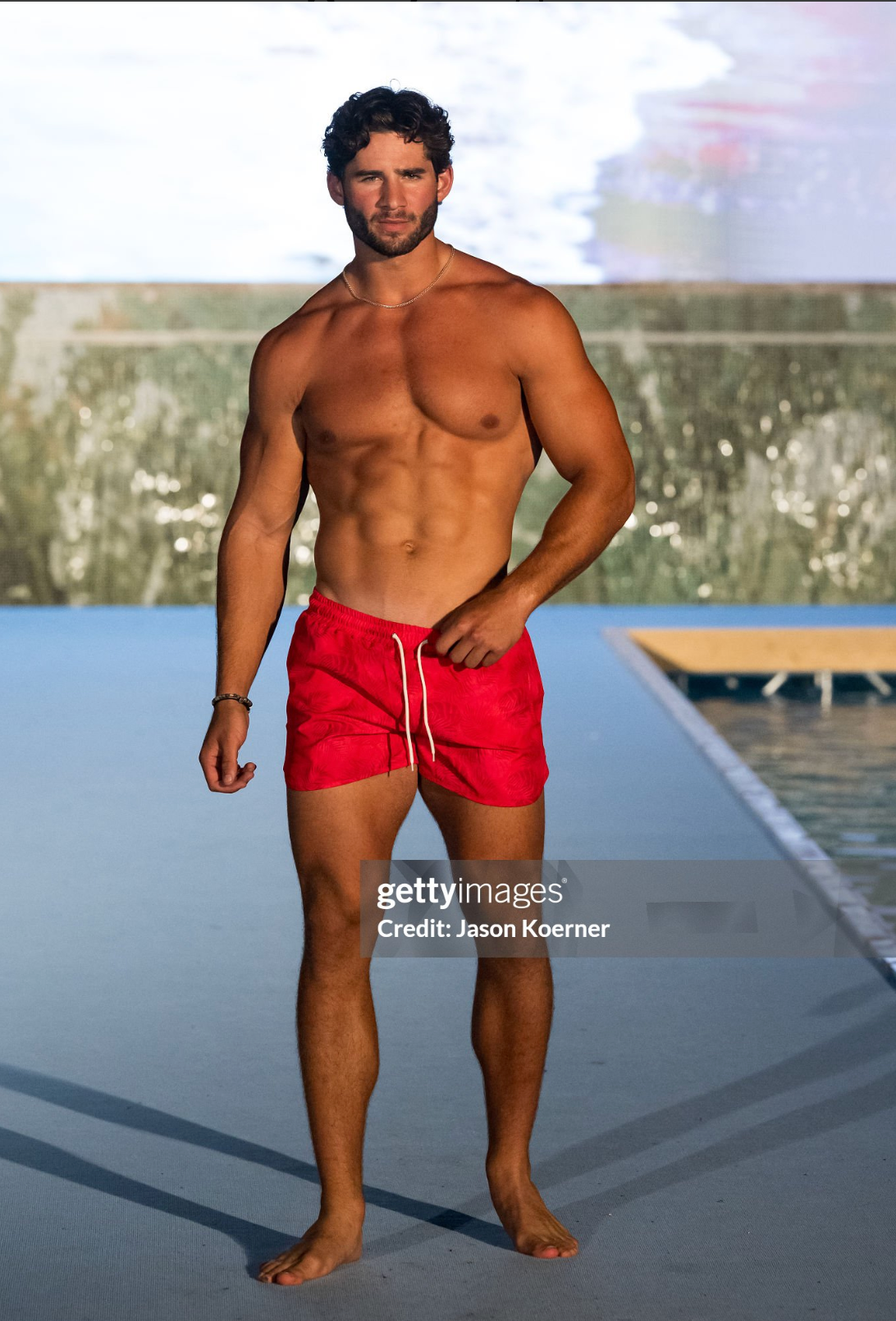 Venice Short - Red